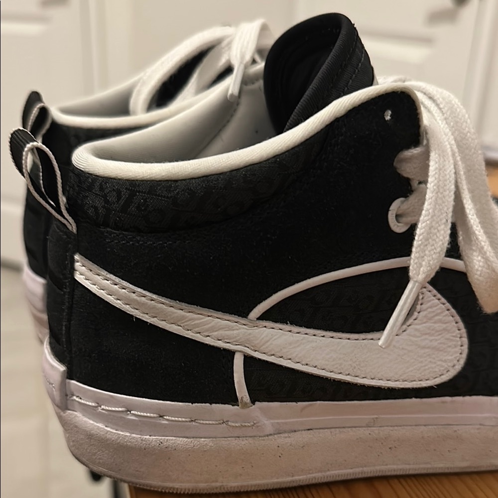 Nike SB React Leo
Skate Shoes Men’s size 8 - Picture 4 of 10